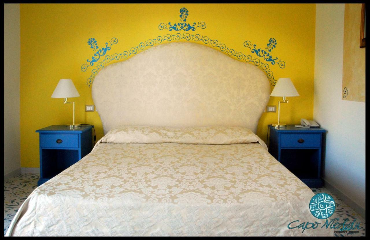 Country Resort Capo Nieddu Санта Катерина Екстериор снимка