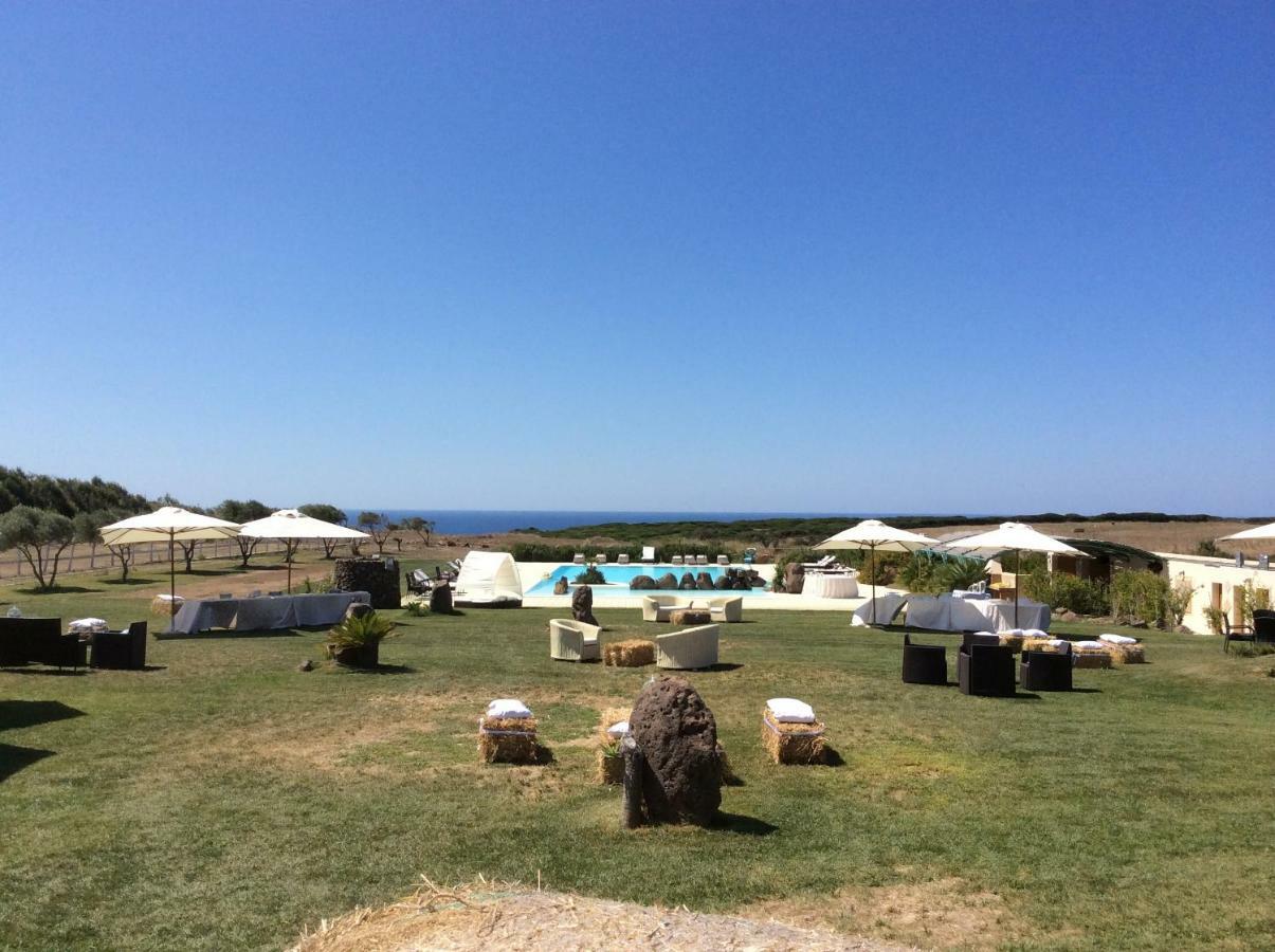 Country Resort Capo Nieddu Санта Катерина Екстериор снимка