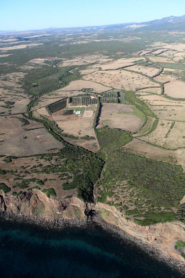 Country Resort Capo Nieddu Санта Катерина Екстериор снимка